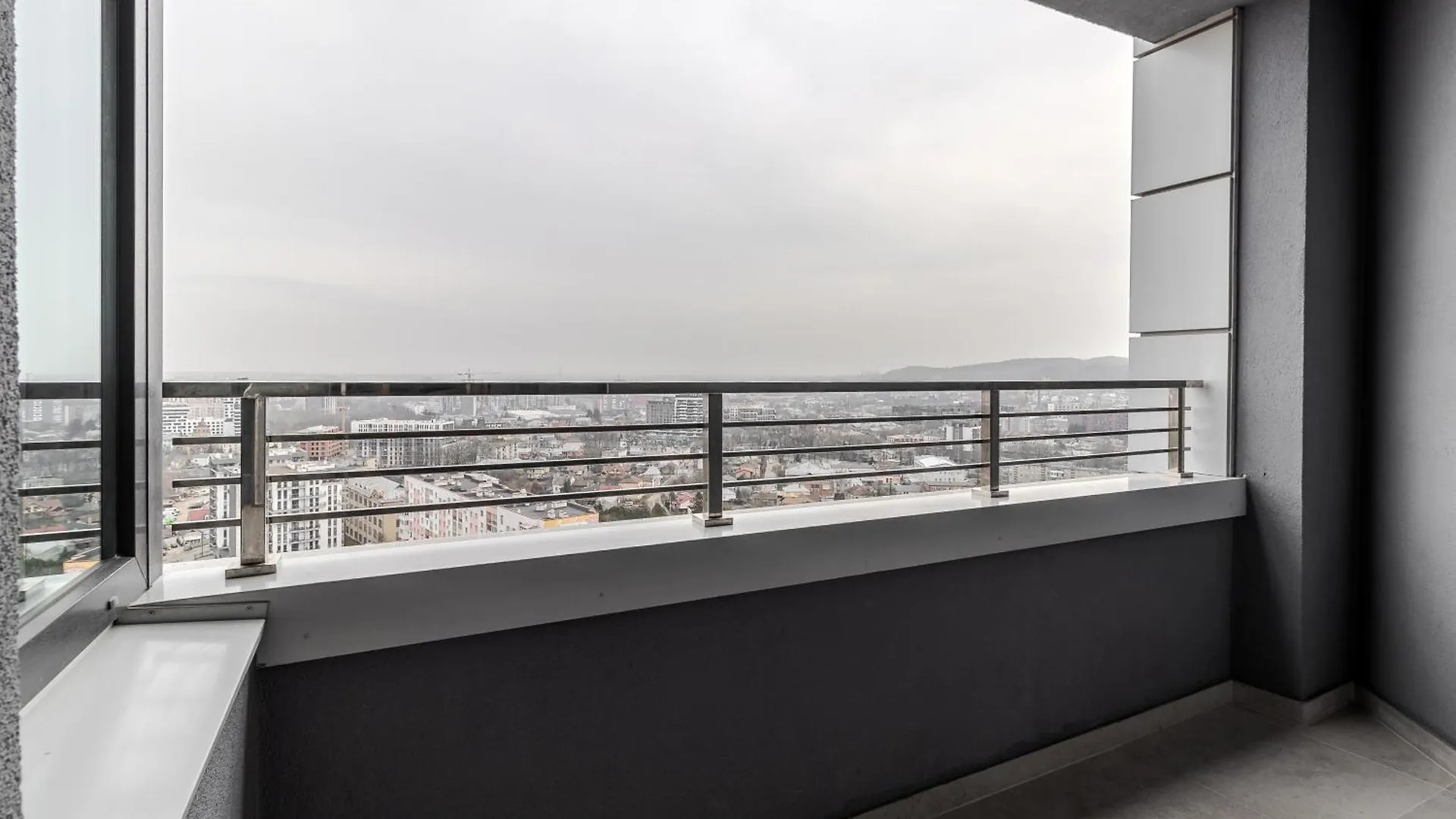 77 Views Apartments By Inshi Львов Украина