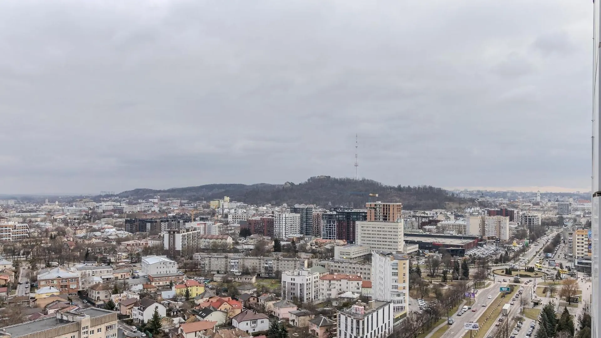 77 Views Apartments By Inshi Львов