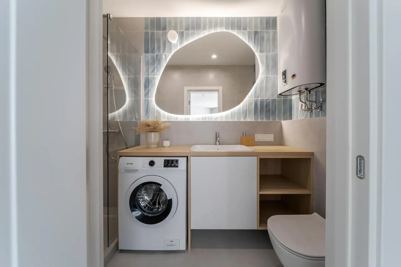 77 Views Apartments By Inshi Lviv