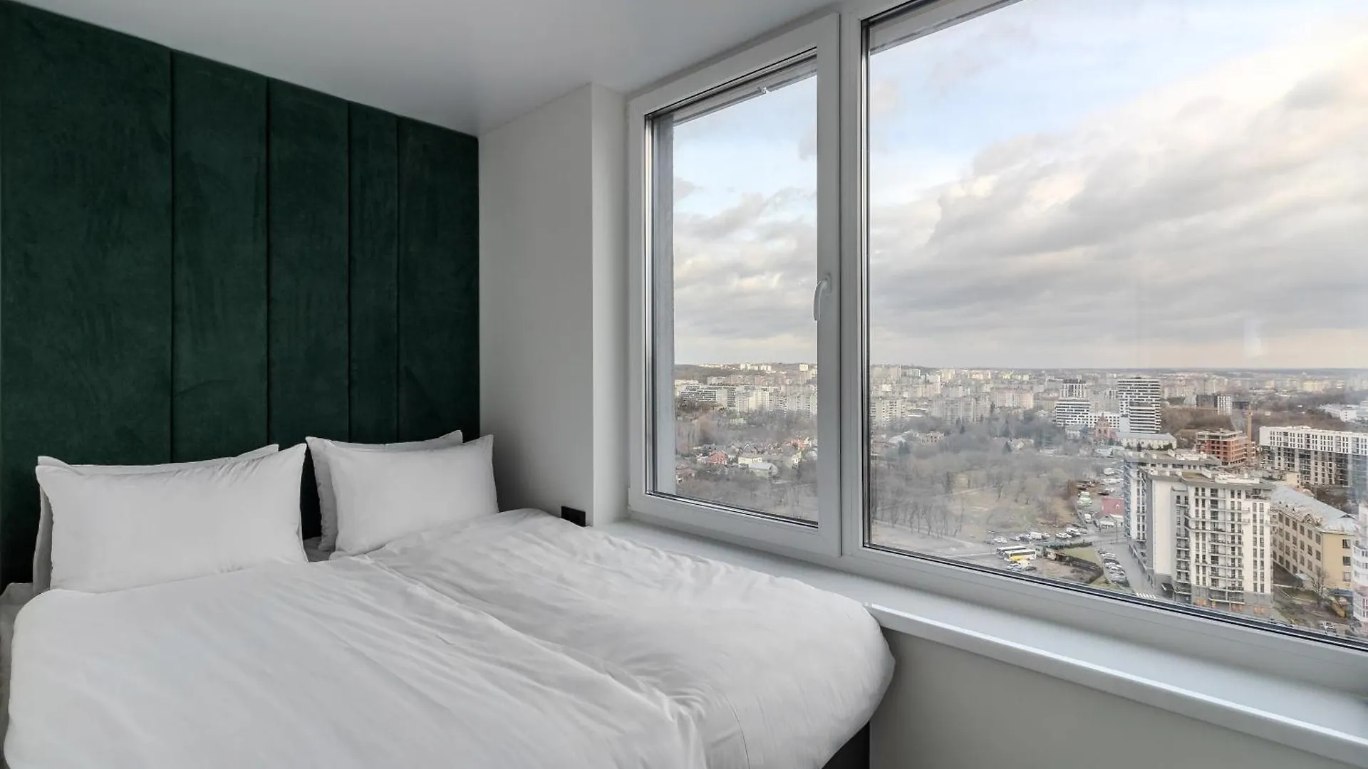77 Views Apartments By Inshi Leopoli Ucraina