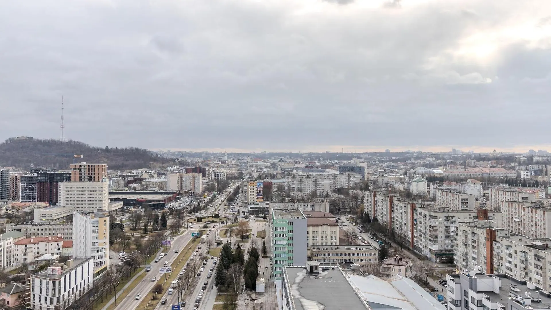 77 Views Apartments By Inshi Leopoli