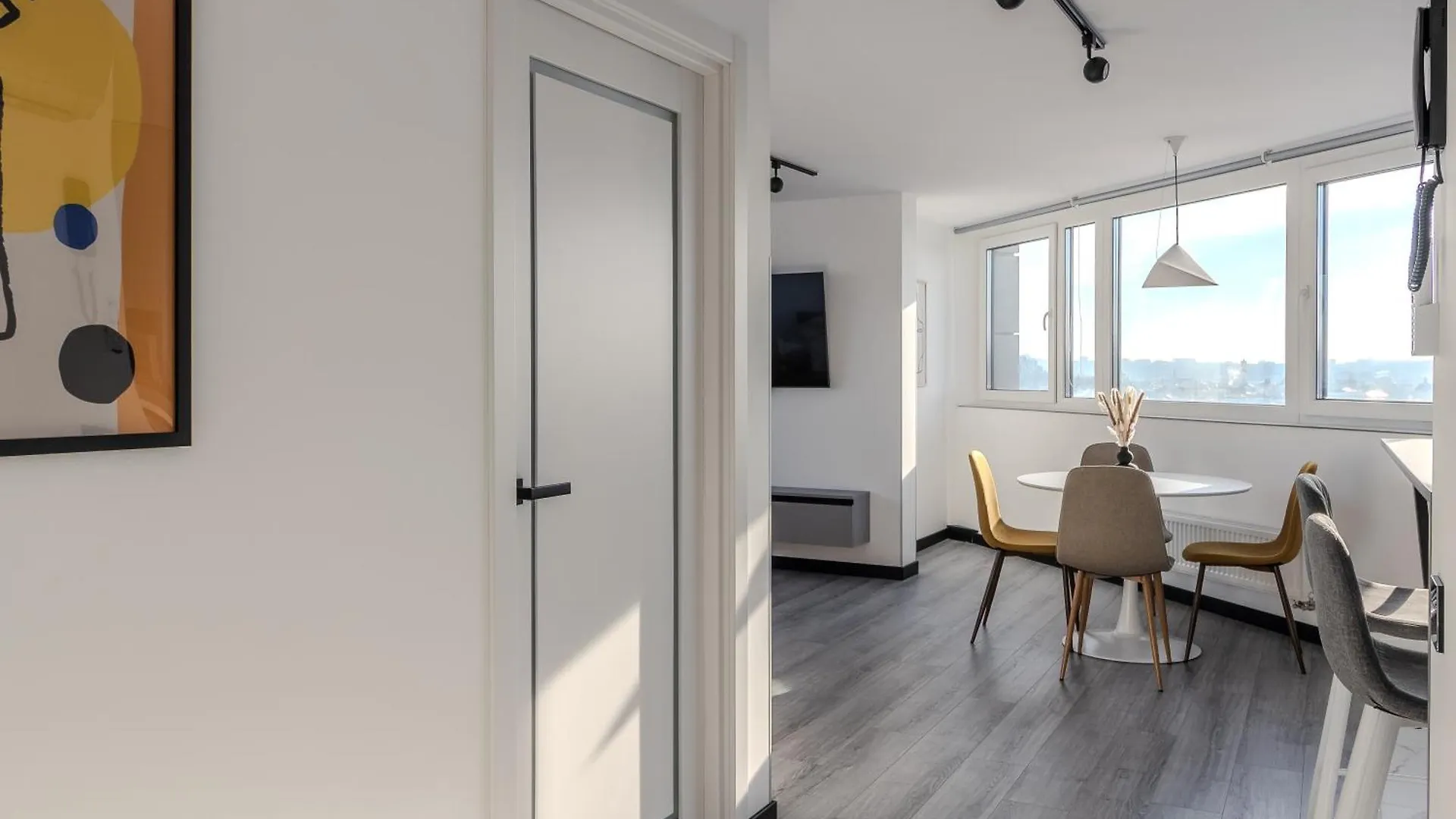 77 Views Apartments By Inshi Leopoli Ucraina
