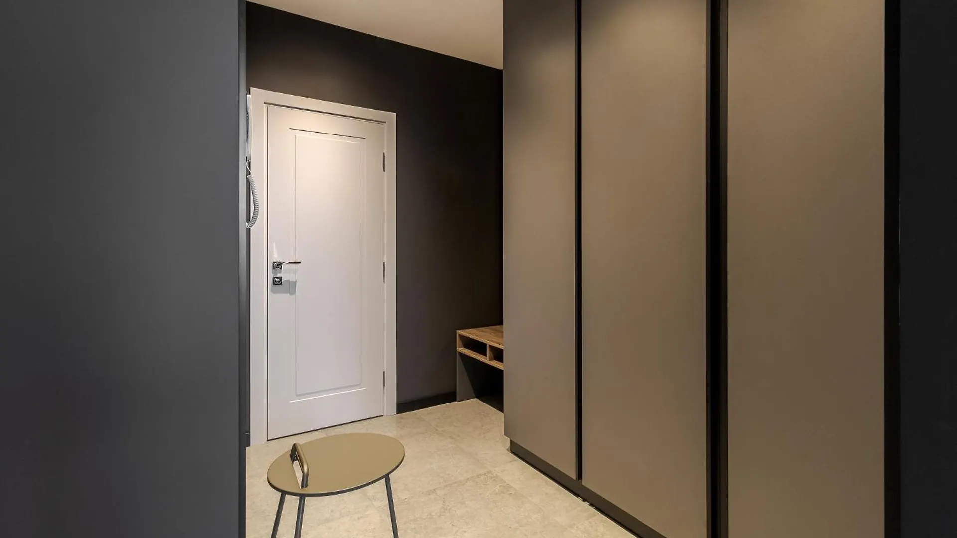 77 Views Apartments By Inshi Leopoli Ucraina